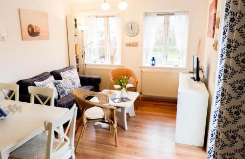 Suddorf Apartment | Hüs Sanskiin Ferienwohnung *Hopelfask*