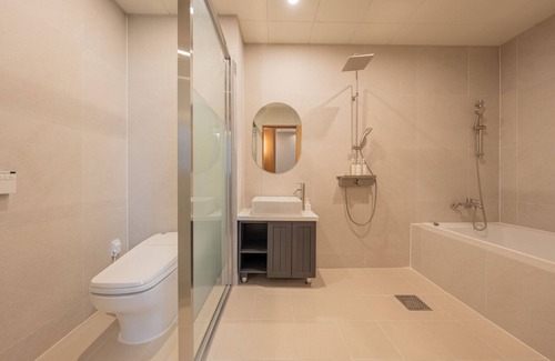 Busanjin Hotel | H Avenue Munhyeon