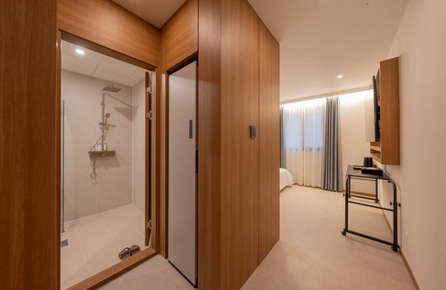 Busanjin Hotel | H Avenue Munhyeon