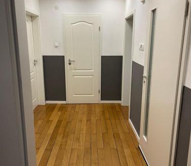 Voelklingen Apartment | H&E Apartments