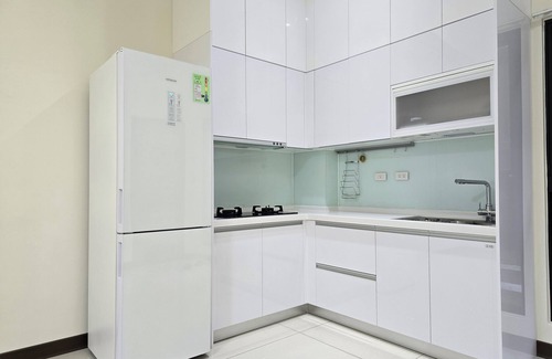 Datong Apartment | H&K 2/1 Quiet corner next to Taipei main station