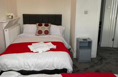 Plymouth Apartment | H &P accommodation