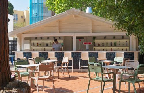 Salou City Centre Hotel | H10 Delfín - Adults Only