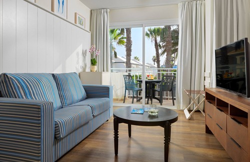 Corralejo Resort | H10 Ocean Suites
