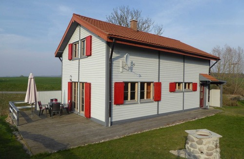 Rerik Cabin | H12 Wooden vacation home, fireplace, near Ostseebad Rerik - 4-room wooden vacation home with