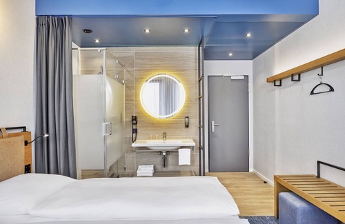 Loerick Hotel | H2 Hotel Düsseldorf Seestern