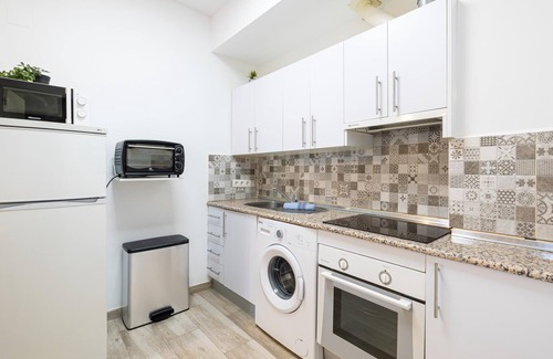 Perchel Norte Apartment | H2M Duplex Huerta del Obispo 6pax