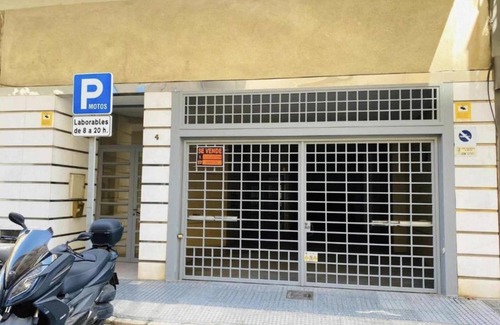 Plaza de Toros Vieja Apartment | H2M Plaza de Toros Vieja 2 bedroom Smart TV & Wifi