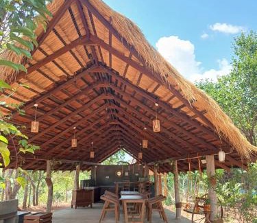 Habarana Ski Chalet | Habarana Chena Hut - Air conditioning Private Cabana with Balcony