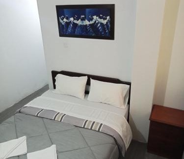 Callao Apartment | Habitación cama QUEEN