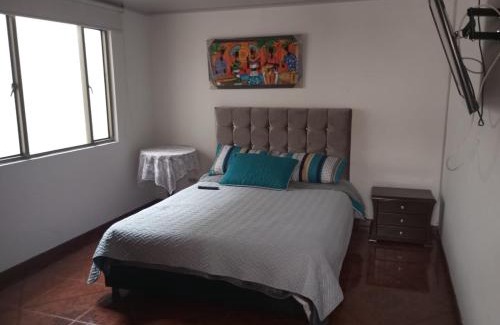 Fontibon House | Habitación con baño privado cerca al aeropuerto