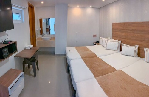 Laureles Hotel | Habitacion Cuadruple Classica En Laureles Estadio