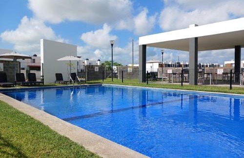 Veracruz House | Habitacion equipada de lujo matrimonial con clima en la querencia residencial con alberca