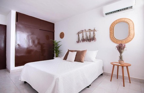 Historic Center House | Habitacion privada en apartamento cerca al Parque de los Novios & Playa