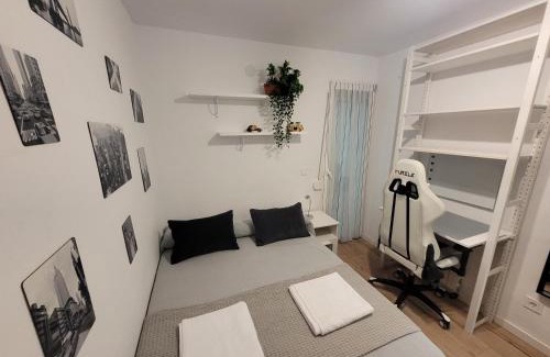 Puente de Vallecas House | Habitaciones con vistas Madrid