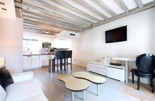 Saint-Gervais Apartment | Habitat Parisien - Marais Sicile