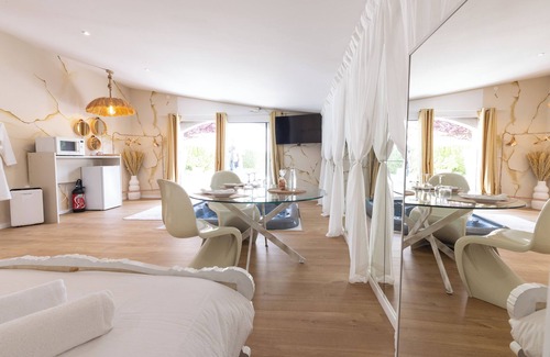 Oletta House | Hacienda d'Amore