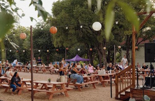 New Braunfels Hotel | Hacienda del Rio