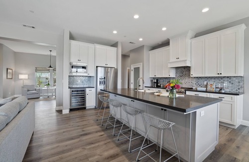 Acampo House | Hacienda Estates : Rivera - One of four new homes set in scenic vineyards
