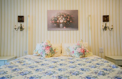 Chiang Rai Bed & Breakfast | Hacienda Home