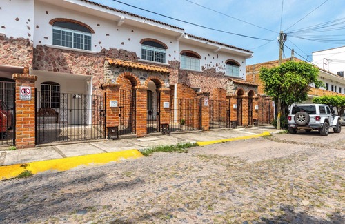 Lazaro Cardenas House | Hacienda Lord Twigg - House 3
