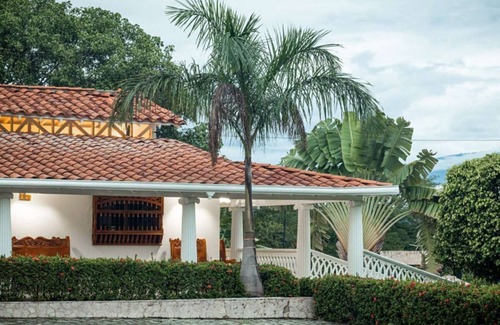 San Jeronimo Villa | Hacienda Oro Verde