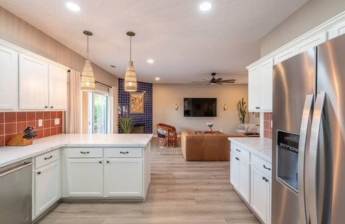 Indio House | Hacienda San Miguel | Resort Style Pool W/Sunken Outdoor Kitchen