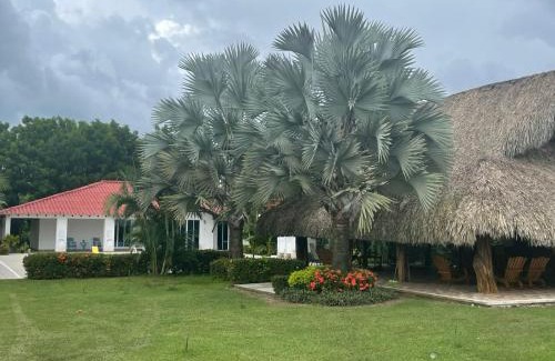 Turbaco Villa | Hacienda Villa Hermelina-Casa Campestre