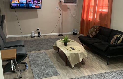 Hackensack House | Hackensack 4Beds/2bath, Newly Renovated Home w parking/backyard