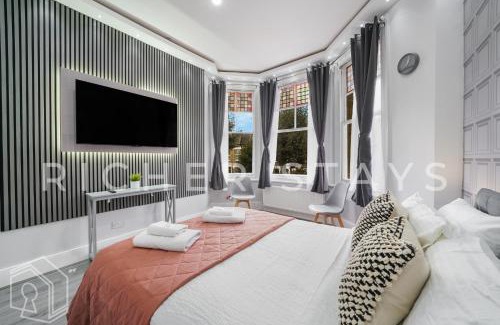 Leabridge Hotel | Hackney Deluxe Rooms