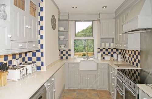 Bakewell House | Haddon Villa in centre of Bakewell, Peak District. Nr Chatsworth. Pet friendly