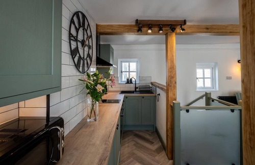 Beaumaris Apartment | Hafan Fach- In the heart of Beaumaris, Anglesey