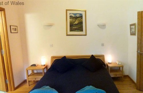 Llandovery House | Hafan Myrddin in Llandovery