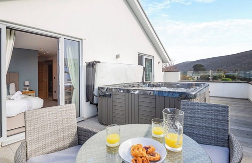 Harlech Apartment | Hafod Y Morfa - UK48829
