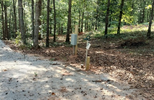 Ashland RV Rental | Hairy Hiker Woods -Full Hookup RV sites-Pet Friendly! Hide & Seek Dr.