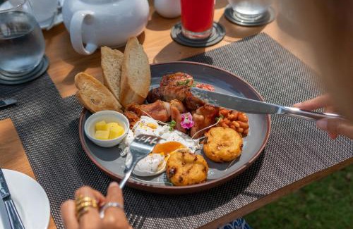 Morakatiyara Hotel | Halcyon Mawella