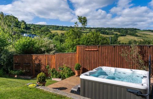 Teignmouth House | Haldon View - Characterful Devon cottage boasts stunning countryside views and hot tub