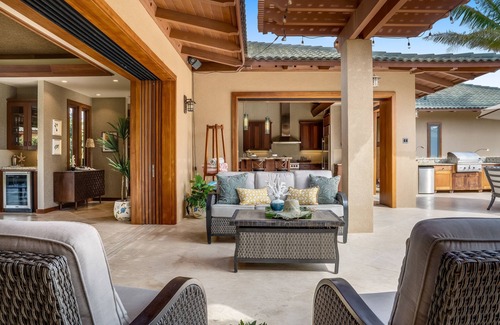 Kamuela House | Hale Mele Polynesian Pod Style with Pool/Hot Tub, Gazebo, Golf Cart & Ebikes