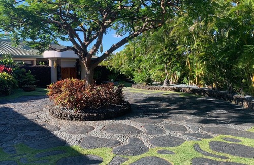 Kamuela House | Halenani - Eco-Friendly Ocean View 7-Bedrooms @ Mauna Lani (Heated Salt Pool)
