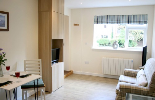 Halesworth Cottage | Halesworth Annexe - sleeps 2 guests in 1 bedroom