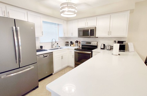 Miramar Beach House | Half-duplex 4 min walk from the beach · Free Cruise Tix · Pool · Pets welcome!
