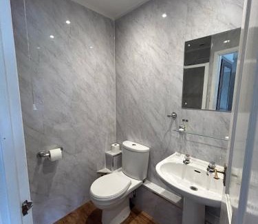 Chilthorne Domer Hotel | Halfway House Inn Country Lodge