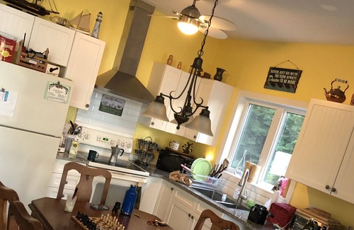 Dysart et al Cottage | Haliburton Hideaway-Private Lakefront Cottage **BOOK your HOLIDAY get away NOW**