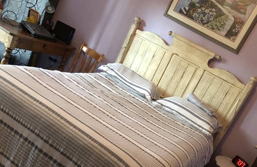 Dysart et al Cottage | Haliburton Hideaway-Private Lakefront Cottage **BOOK your HOLIDAY get away NOW**