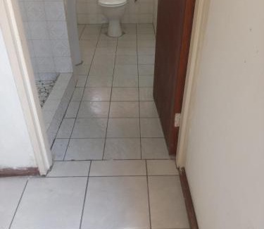 Gordons Bay Central Apartment | Halibut Suite