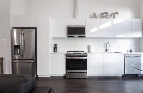 Downtown Halifax Apartment | Halifax - Jade Studio