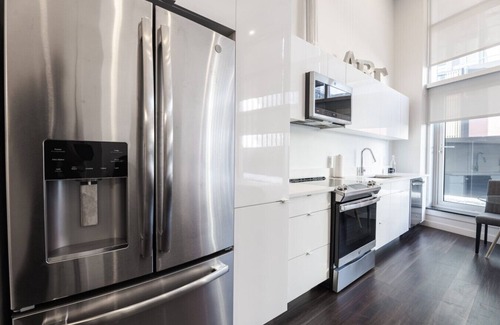 Downtown Halifax Apartment | Halifax - Jade Studio