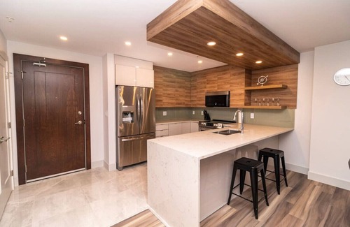 Downtown Halifax Apartment | Halifax - Margaretta 1B+DEN