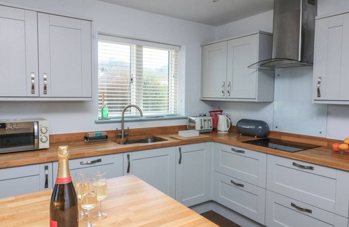 Chillington House | HALLSANDS BEACH HOUSE, pet friendly, with a garden in Stokenham