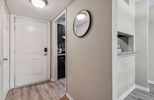 Cumberland Apartment | Halsten at Vinings 2516 spacious 1 Bed 1 bath
